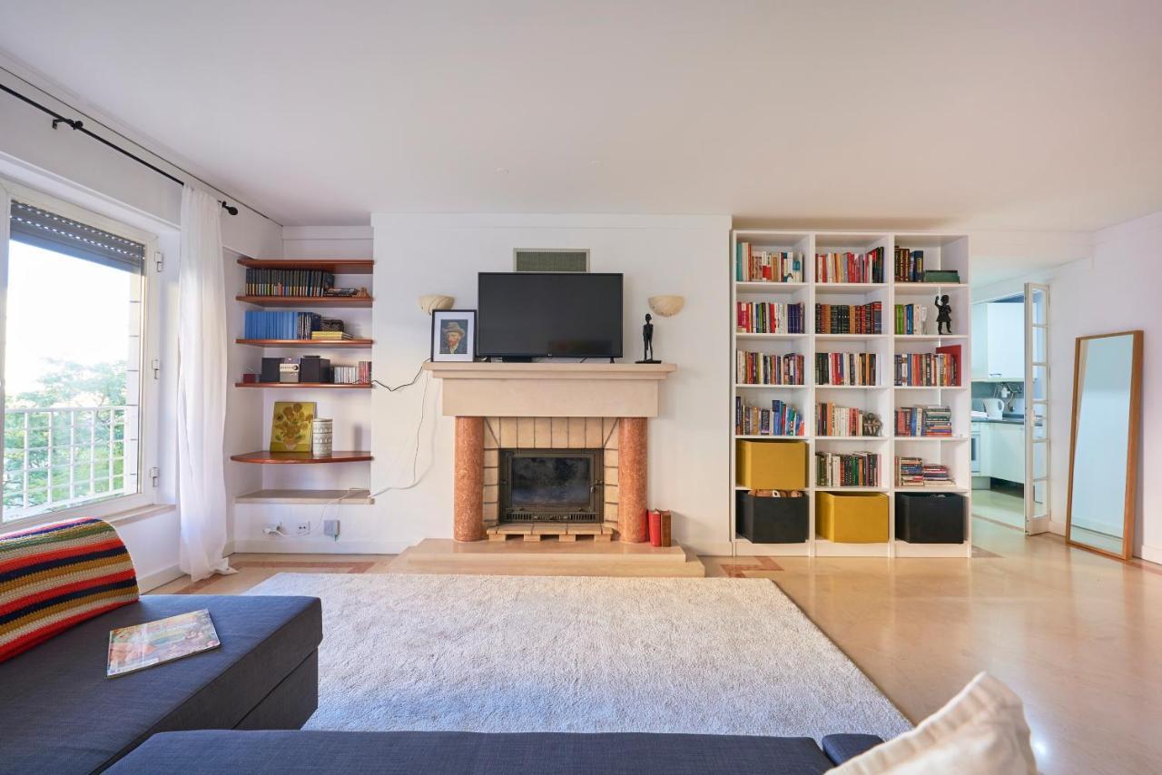Modern Apartment With Swiming Pool & Garage - ลิสบอน ภายนอก รูปภาพ