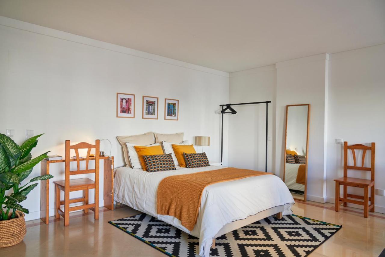 Modern Apartment With Swiming Pool & Garage - ลิสบอน ภายนอก รูปภาพ